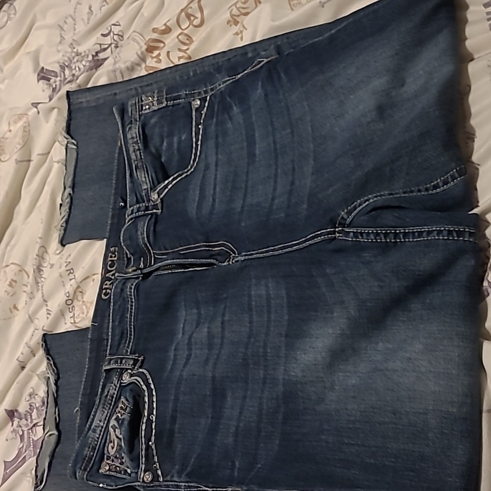 GRACE IN LA JEANS SIZE 21 LONG MIDRISE WITH RELAXED STRAIGHT LEG SLIGHTLY WORN